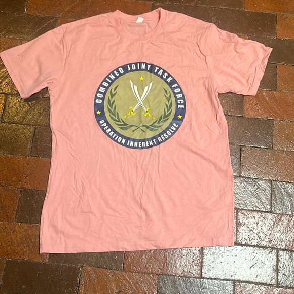 B Tops - Size Large tee Combined Joint Task Force Operation Inherent Resolve